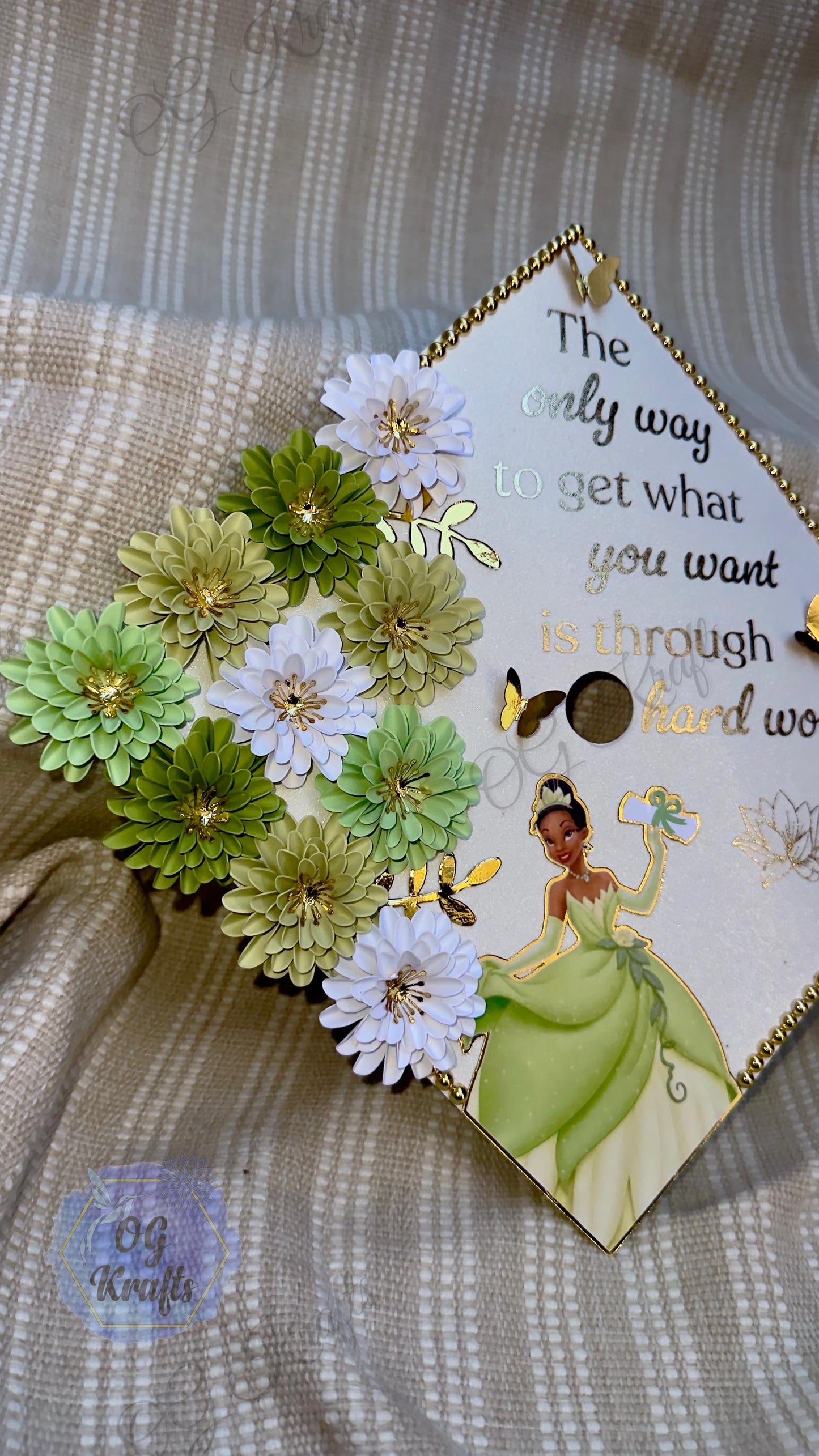 Custom Princess Graduation Cap Topper Class of 2026  Graduation Topper Cap Topper kinder and senior graduation gift viral grad cap Green Lei