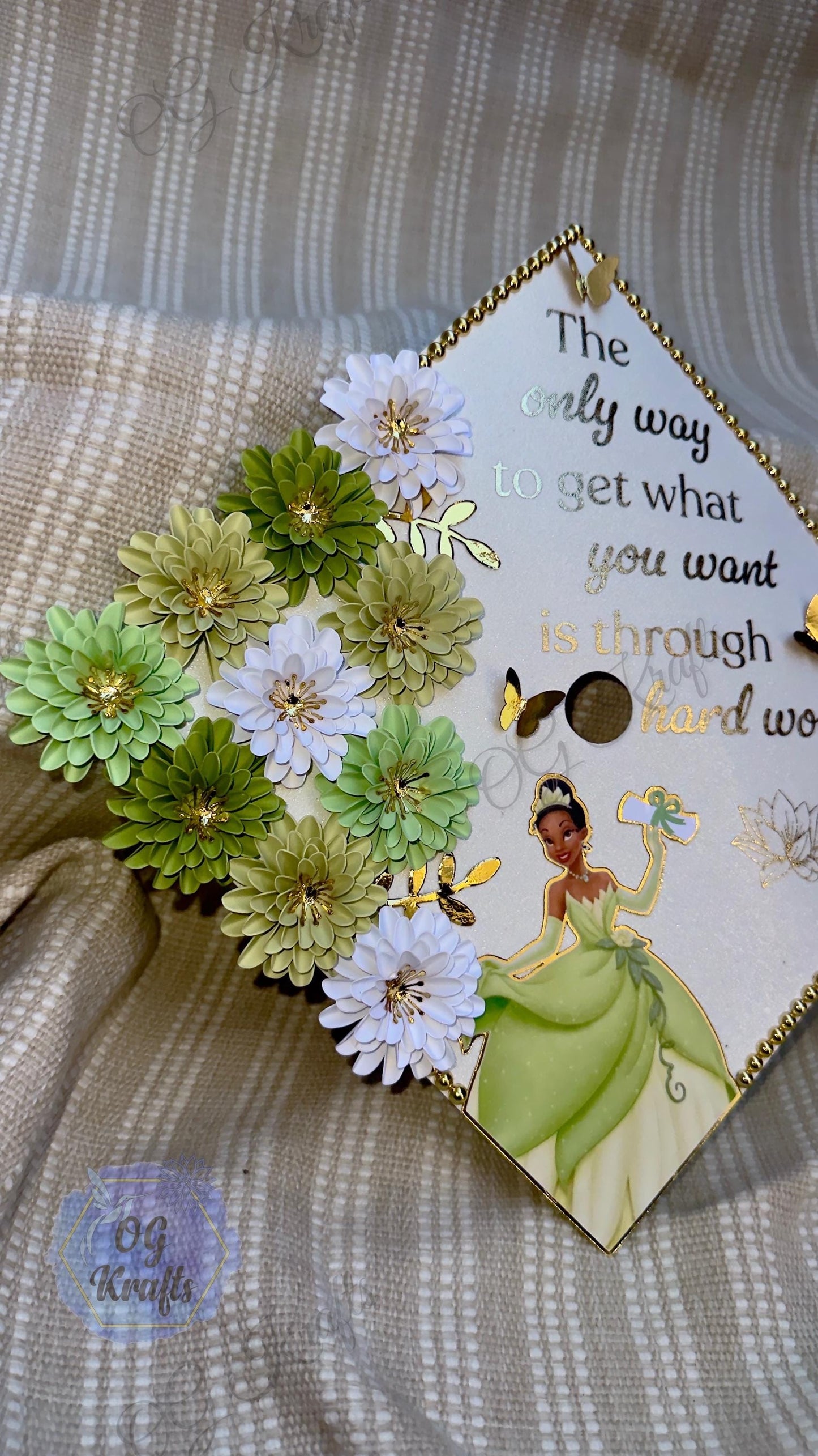 Custom Princess Graduation Topper/Lei Bundle Personalized Grad Cap Graduation Lei Class of 2026 Frog Princess Topper/Lei Viral Senior Gift