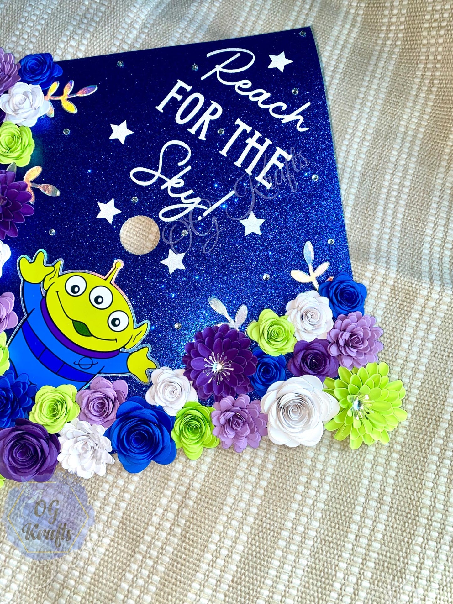 Reach for the Sky Graduation Cap Topper Personalized Grad Cap Cute Grad Cap Class of 2026 Graduation Topper Alien Cap Topper Cute Grad Decor