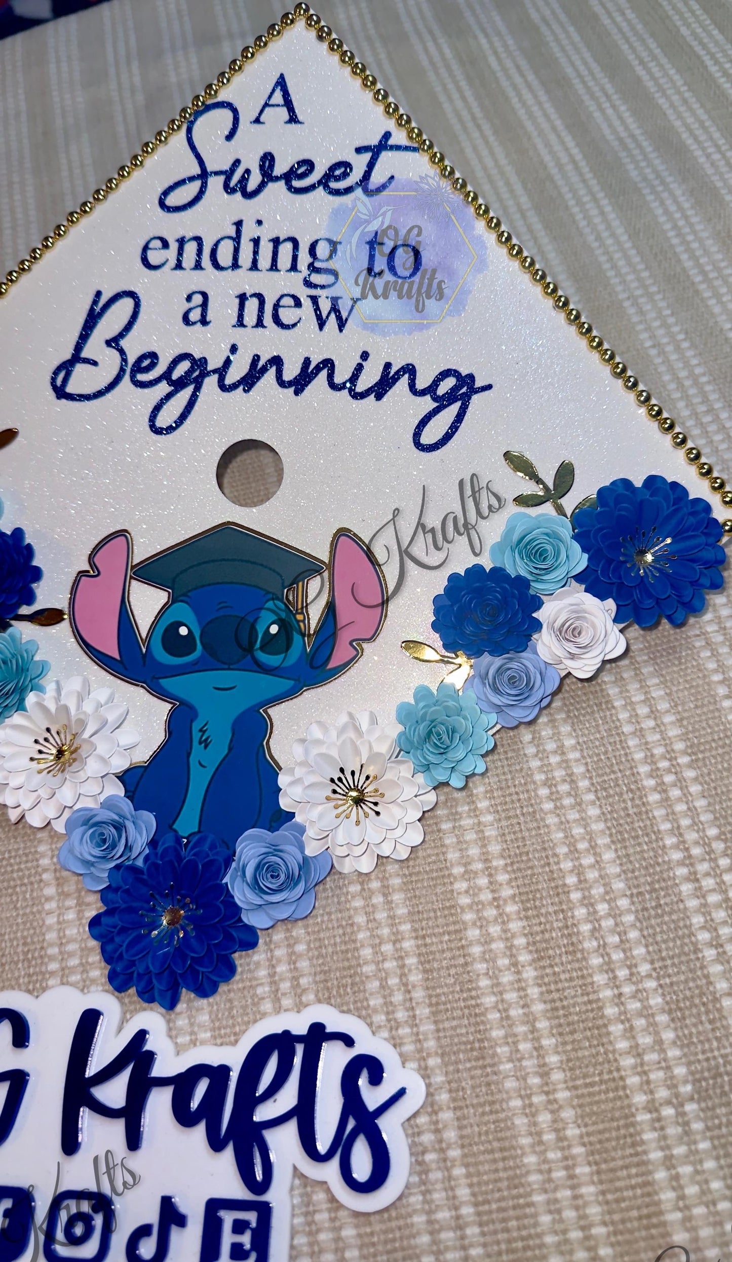 Cute Graduation Cap Topper  Personalized Grad Cap  Glitter Grad Cap  Class of 2026  Graduation Topper  Blue Alien Cap Topper Custom Grad Cap