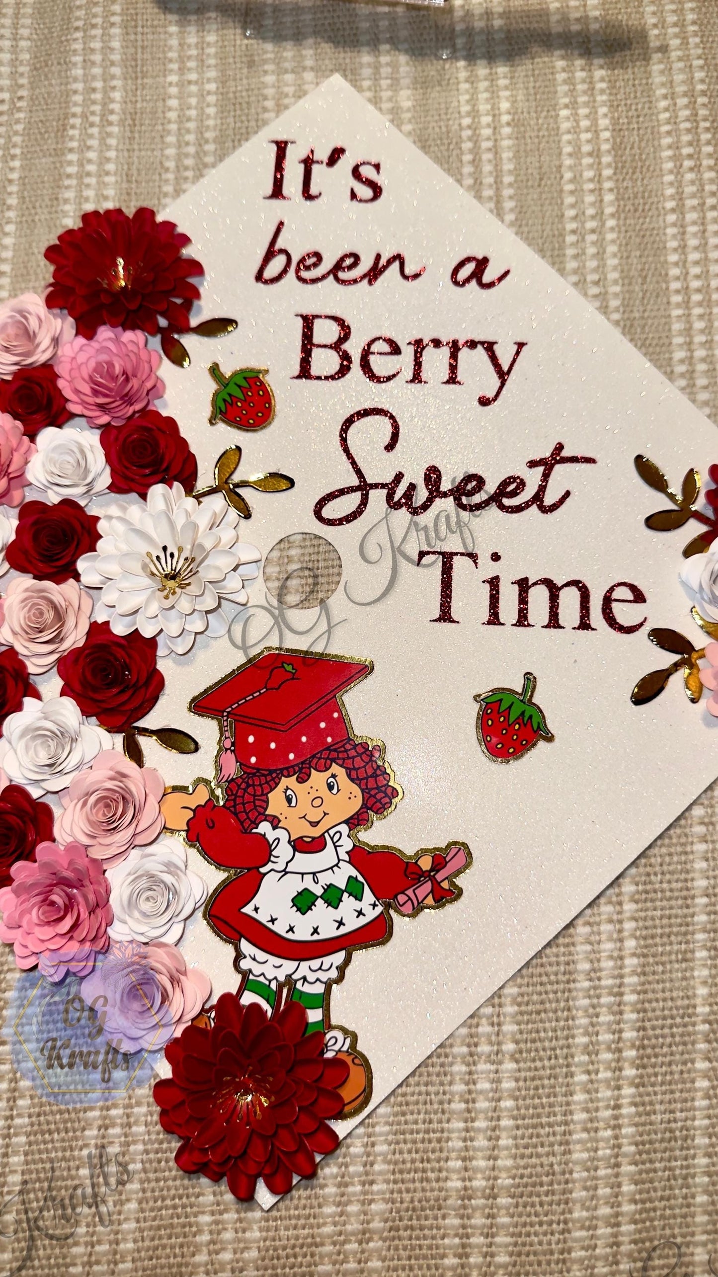 Strawberry Graduation Topper Lei Bundle Personalized Grad Cap  Graduation Lei Class of 2026  Graduation Topper  Fresita Topper Lei Cute Grad