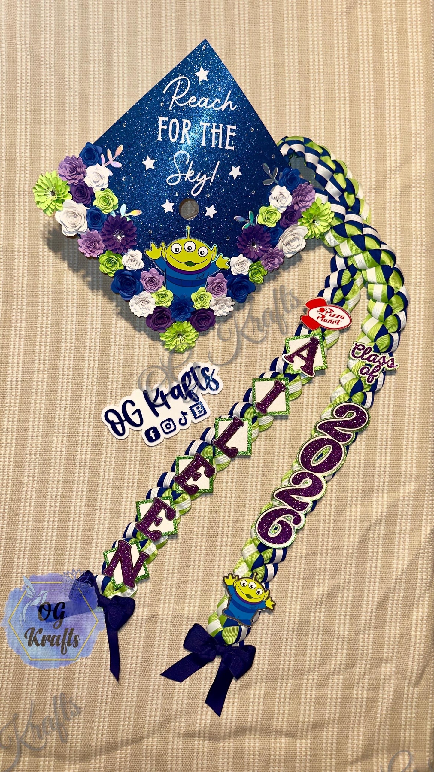 Alien Graduation Topper Lei Bundle Personalized Grad Cap  Graduation Lei Class of 2026 Graduation Topper Reach for the Sky Topper Lei Bundle