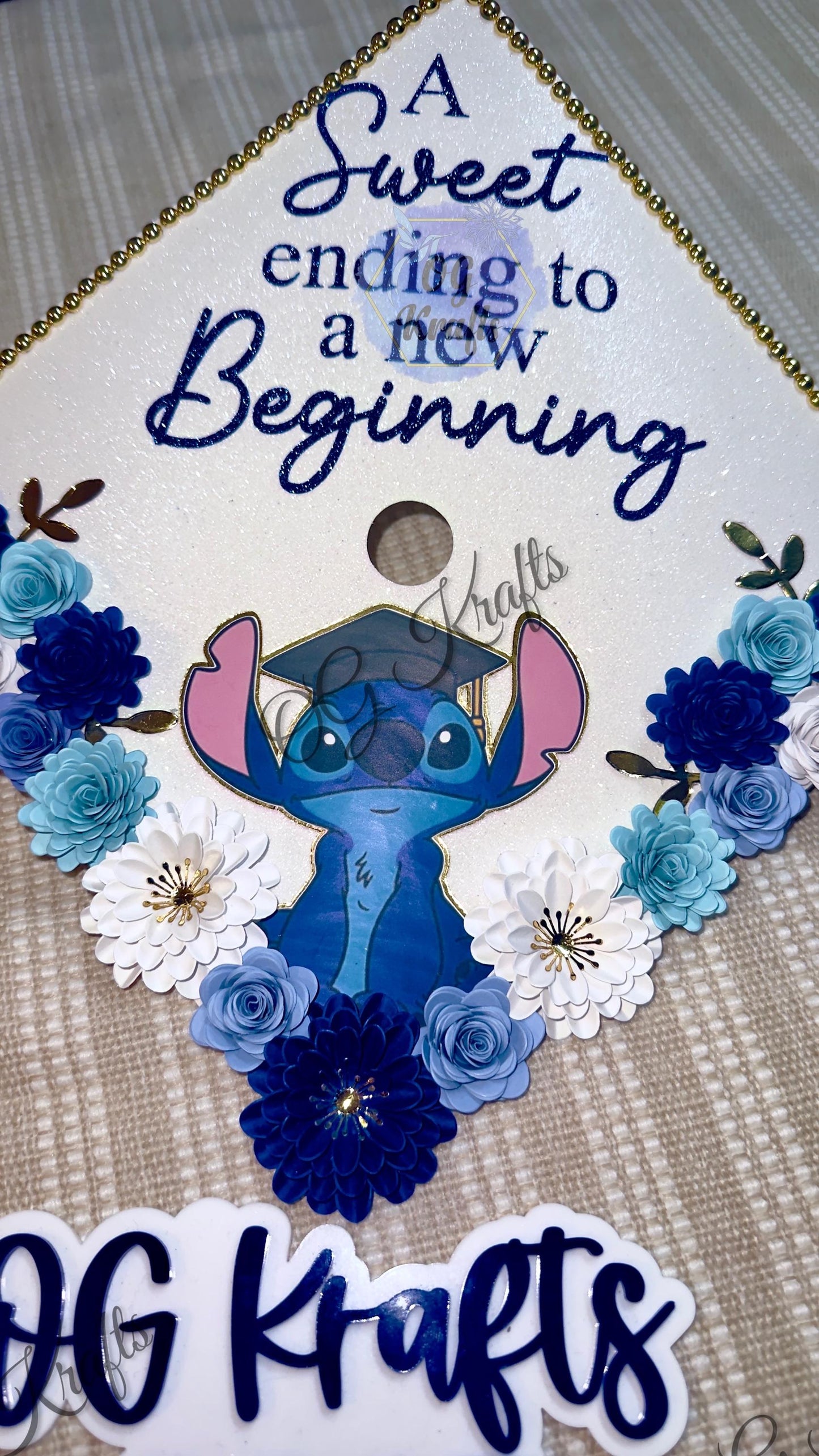 Cute Graduation Cap Topper  Personalized Grad Cap  Glitter Grad Cap  Class of 2026  Graduation Topper  Blue Alien Cap Topper Custom Grad Cap