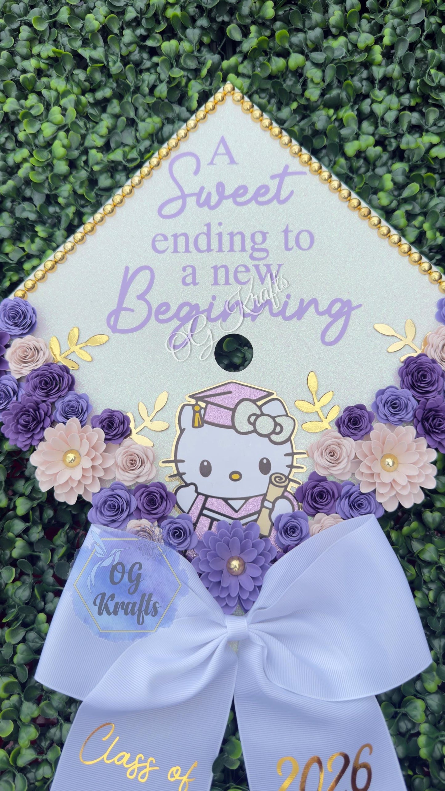 HK Graduation Cap Topper Personalized Grad Cap  Glitter Grad Cap Class of 2026 A Sweet Ending Girly Grad Cap Viral Senior Grad Cap with Bow