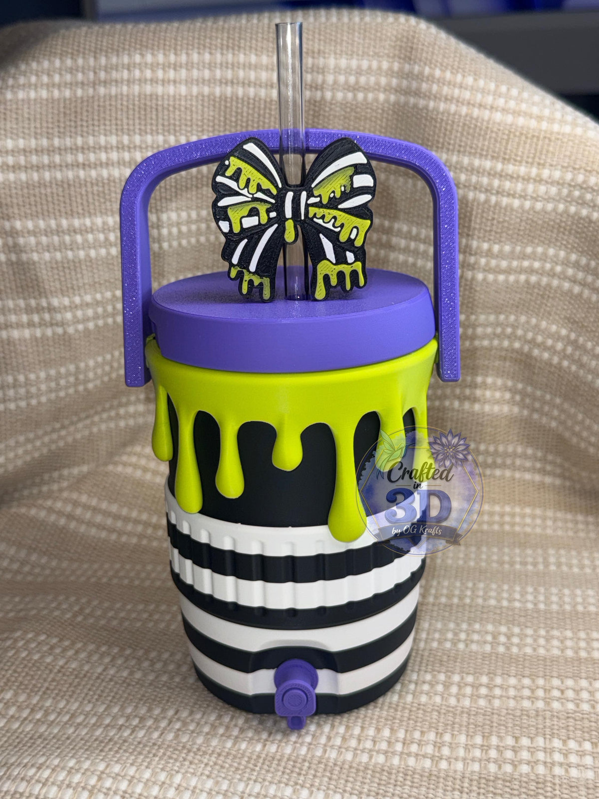Halloween themed 12 oz Can Cooler Set